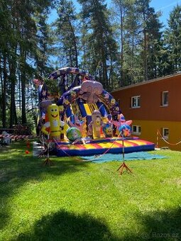 Skákací hrady, nafukovací atrakce, rodeo býk, kolotoč