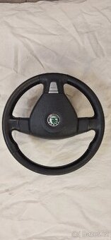 Tříramenný volant octavia 2 rs