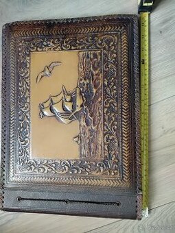 Staré kožené fotoalbum