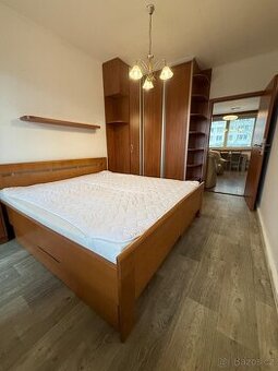 Pronájem bytu 3+1 s lodžií, 73 m² – Zlín, ul. Slezská