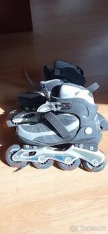 Prodám 2ks inline brusle +chrániče