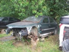Renault Laguna 1.8 benzin zbylé díly
