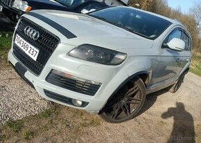 /// AUDI Q7 3.0TDI S-Line / NÁHRADNÍ DÍLY ///