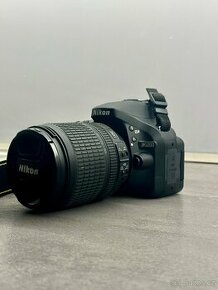 Nikon D5200 tělo + objektiv 18-105mm