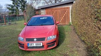 Stilo 1,6 16V 76kw r.v.2009 třídveř. 290986km - 1