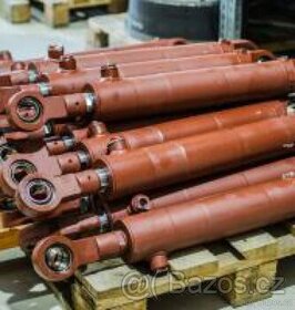 Hydrovalec dozeru ChTZ B10 / T170 / Stalinec, novy - 1