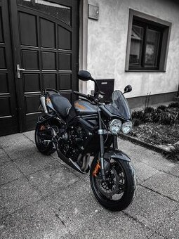Triumph Street triple 675 R