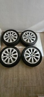 Letni pneu 225/45 R17 + alu disky originál škoda