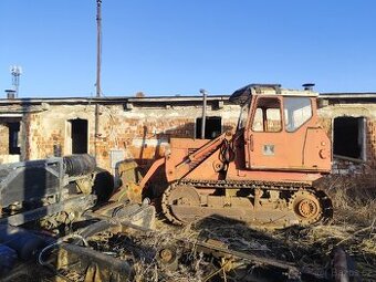 Pásový nakladač. Deutz 930