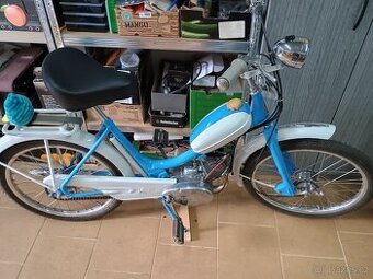Sedlo moped stadion