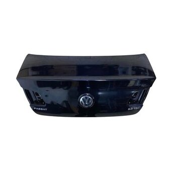 Páté dveře víko zadní černá LC9X VW Passat B6 sedan 2010