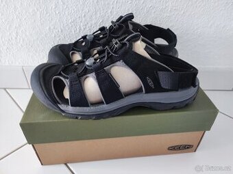 NOVÉ Keen, vel. US 13, 47 - 1