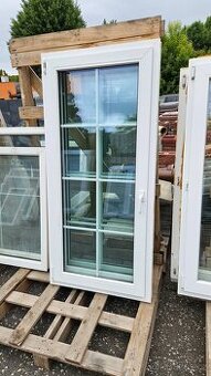 Okno PVC - 800x1700 mm - STARŠÍ - 3 KS