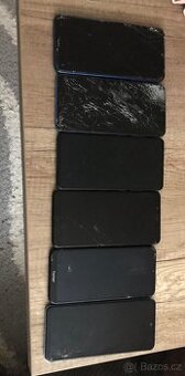 6 smartphonů na náhradní díly