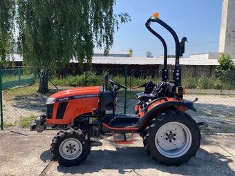 Malotraktor TAFE 6028 M