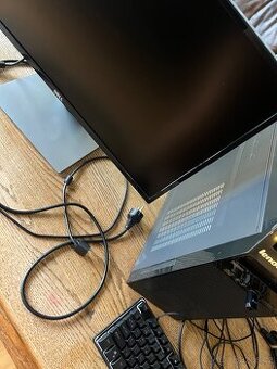 set Pc + Monitor + Klavesnice