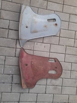 Jawa kývačka kryty motoru