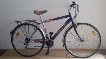 Rakouské trekingové kolo Red Fox Cruiser