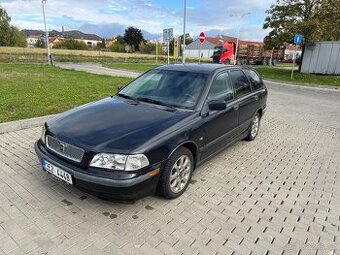 Volvo V40 1,9T 147kW kombi, NOVÁ STK