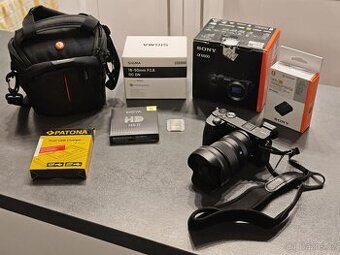 Sony Alpha 6600 + příslušenství (top stav)