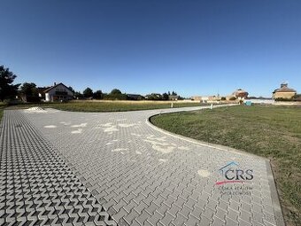 St. pozemek 927 m2, kompletně zasíťovaný, Sány - okr. Nymbur - 1