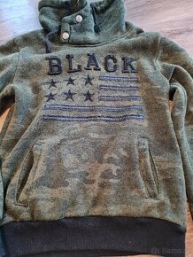 Chlapecká mikina velikost 140