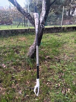 Teleskop.prořezávací pila-Ikra Gmbh, elektrická na kabel