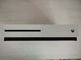 XBOX One S 1TB