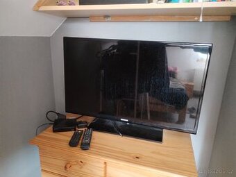 Televize, úhlopříčka 80 cm