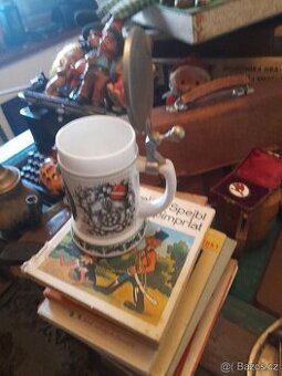 Pivní půllitr korbel