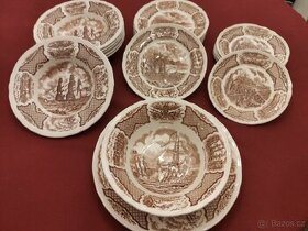 Anglický porcelán Staffordshire, 21 kusů