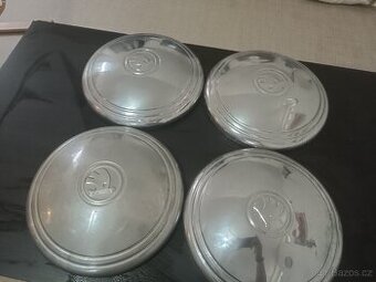 Chromované poklice ŠKODA 1000MB/100/110/105/120