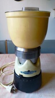 PRAGOMIX  SPECIAL  HNĚTAČ  A  ŠLEHAČ