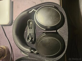 Sluchátka sennhaiser momentum 4