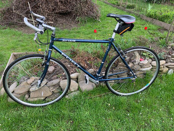 Pánské silniční jízdní kolo Fort Sirius