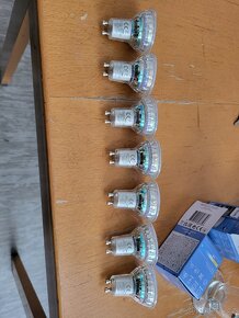 Led žárovky GU10 220 až 240V