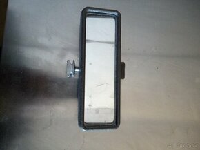 Favorit, zpětné zrcátko