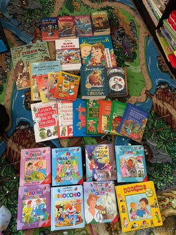 Medvídek Pú, Lexikon strašidel (více knih uvnitř inzerátu)