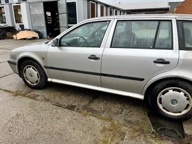 Škoda Octavia 1 NÁHRADNÍ DÍLY 1.9 81kw barva 9102