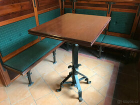Masívní dřevěné stoly s kovanou nohou - 3 kusy