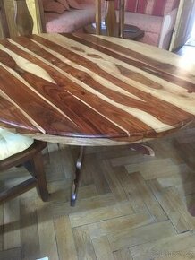Kulatý stůl z masivu z exotický palisandru, průměr 150cm