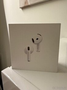 Apple Air Pods 4 s aktivním potlačením hluku NOVÉ