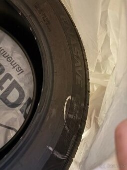 Sada Dunlop ENASAVE EC300+ 215/60 R17 96H