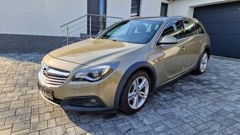 OPEL INSIGNIA COUNTRY TOURER 4x4 2.0 CDTI 120KW.ALU KOLA 18.