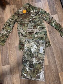 Multicam kalhoty a blůza