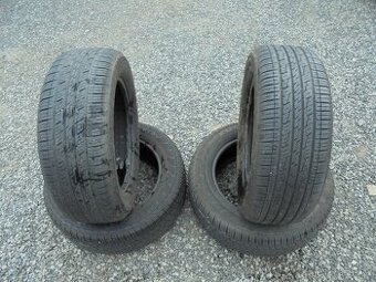 PRODÁM SADU PNEU KUMHO 225/60 R17 99H M+S