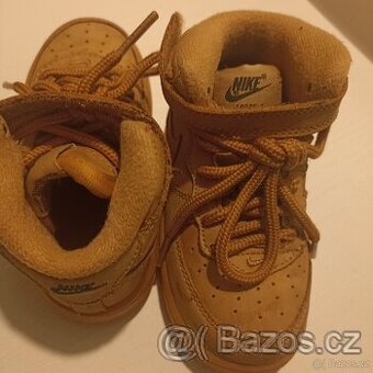 Boty Nike