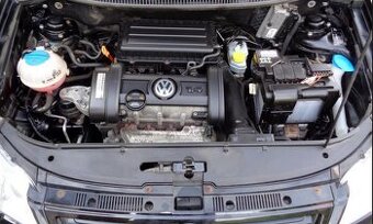 Motor benzínový BUD 1.4l 59KW VW Golf 5 2008
