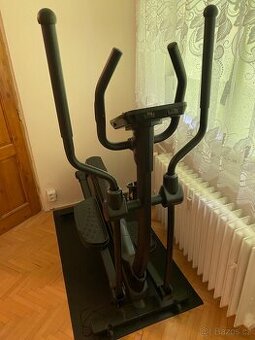 Eliptický trenažér Housefit Motio 80