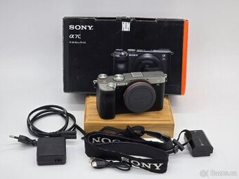 Sony A7C TOP STAV